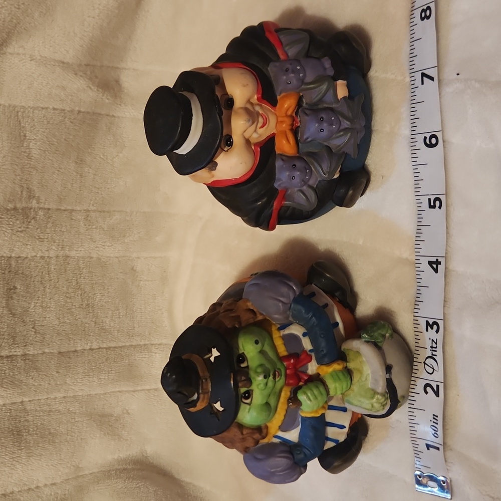 Vintage, Ceramic Halloween Witch and Vampire Tea Light Candle Holder Knick Knack - Picture 6 of 8